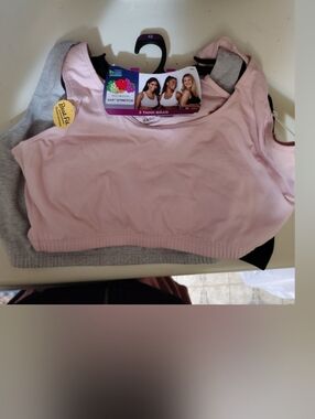 NEW Fruit of the Loom Women's Tank Sports Bras Size 42 Full Coverage Support